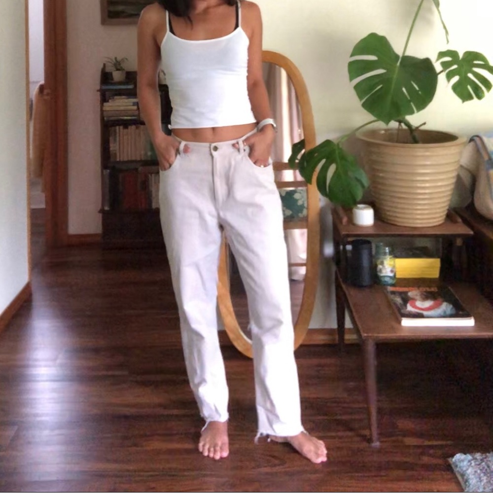 Vintage 90s Liz Claiborne Light Tan Cutoff Jeans | Straight Relaxed | Size 8